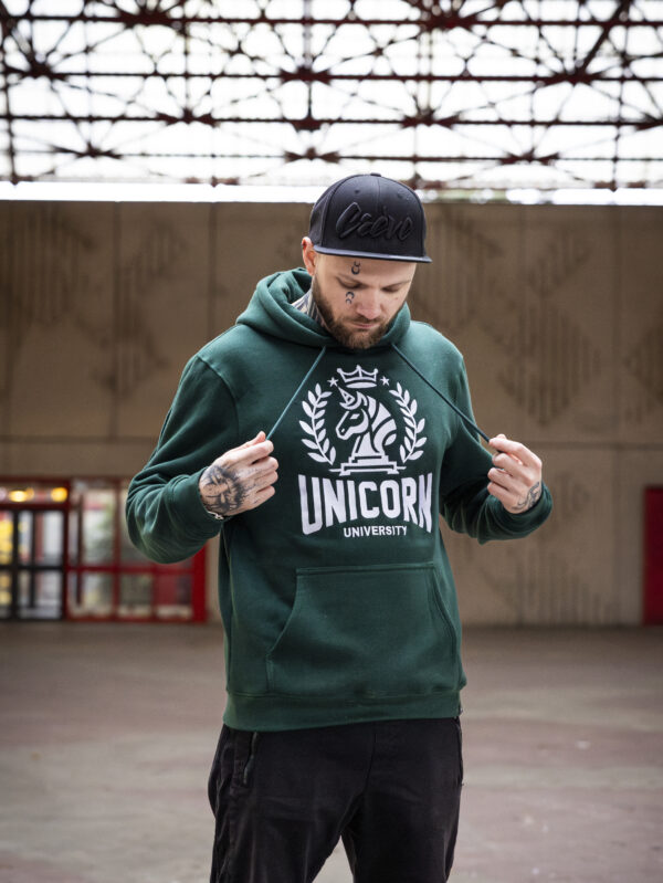 Sweat UNIVERSITY 2024 - GREEN EDITION